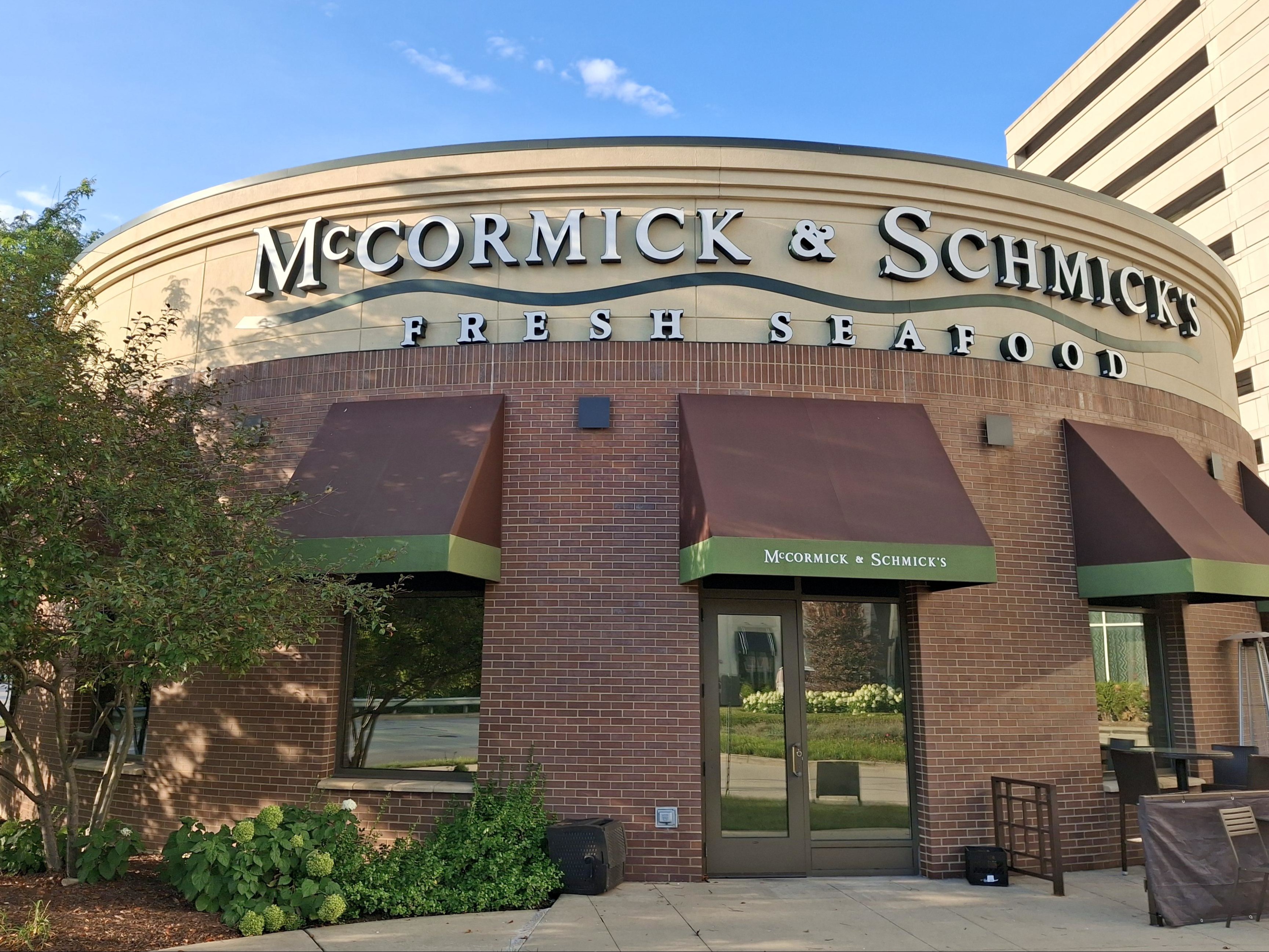 Restaurant Painting Services - Kitchen Safe Coatings and Off-Hours Scheduling Chicago